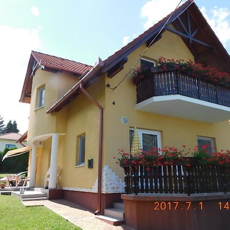 Akácfa Hortenzia Apartman Zalakaros Exterior foto